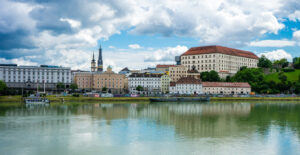 Sicht von Linz über die Donau
