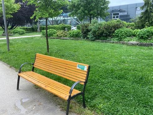 Sitzbank beim Hauptbahnhof